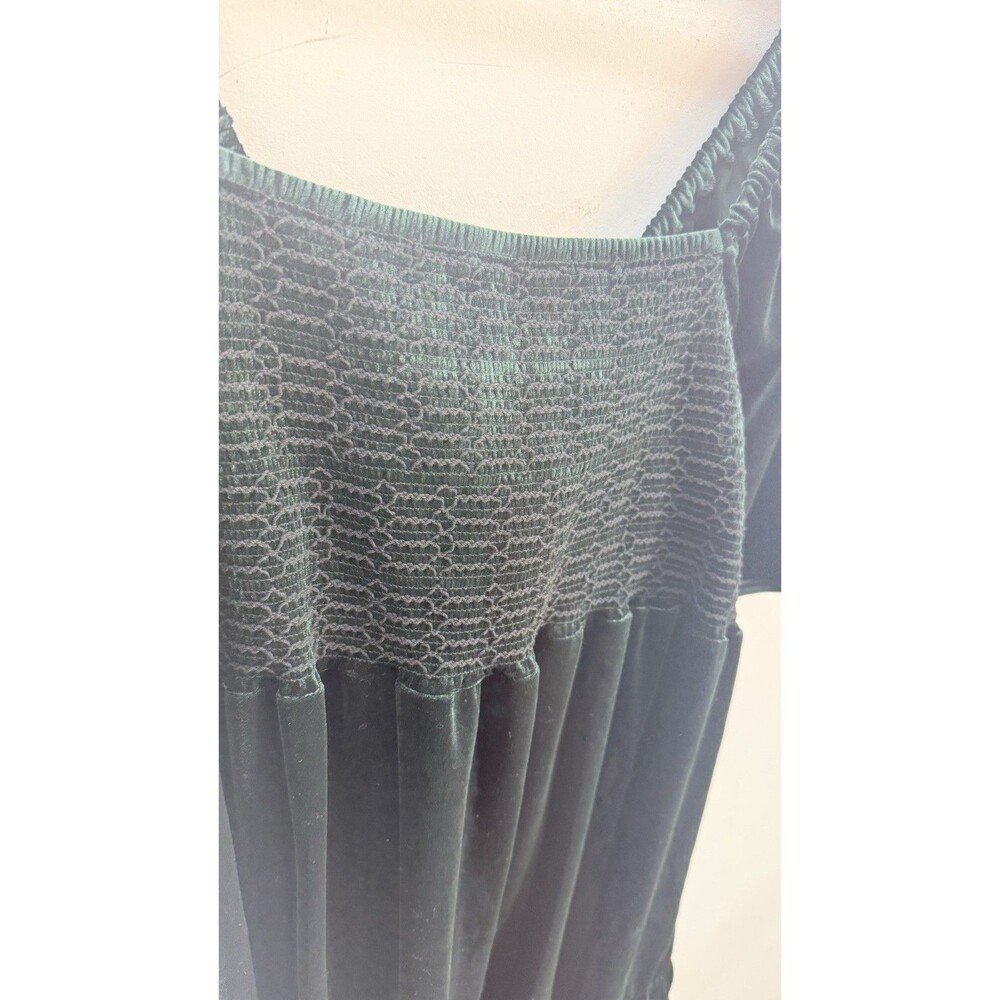 Chelsea & Violet size L Women’s Green Velvet Smocked Babydoll Mini Dress - Picture 5 of 15